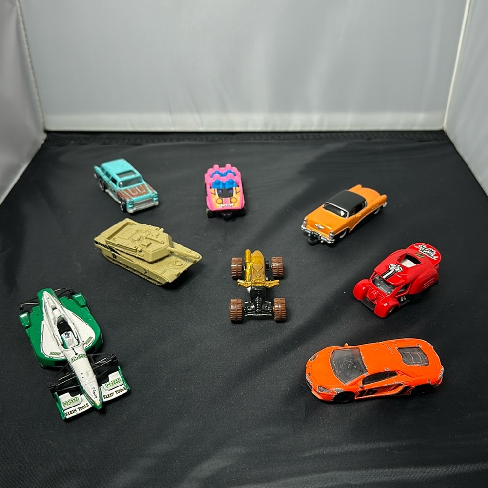 Lot of 8 cars